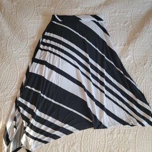 Black and White pattern asymmetrical long skirt, size S.